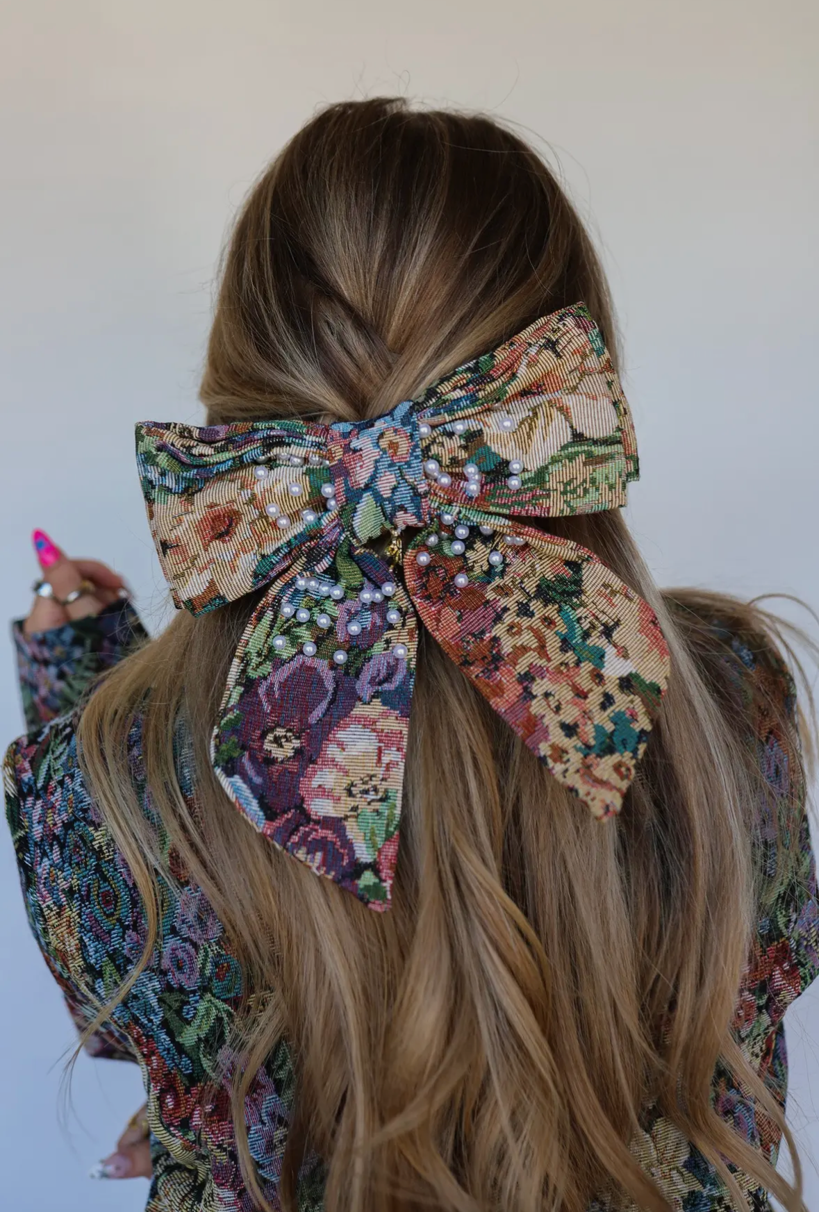 Grandma Chic Bow Clip